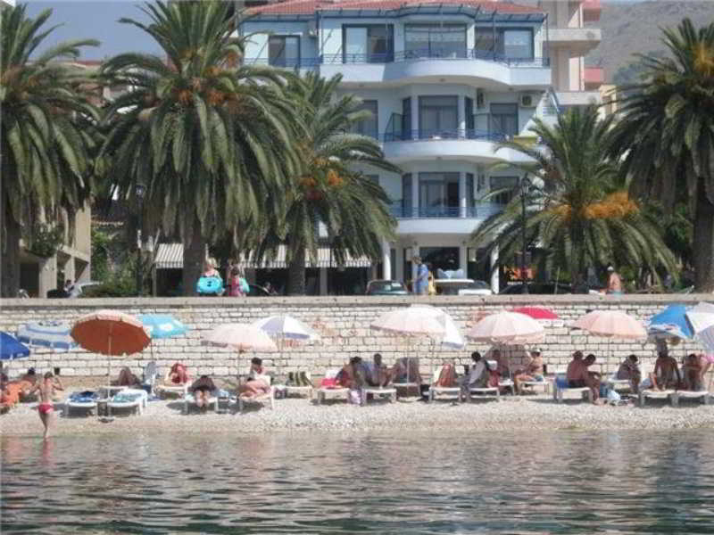 Hotel Ari Саранда Экстерьер фото